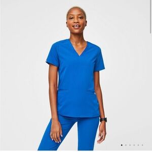 Casks Figs royal blue scrub top, small